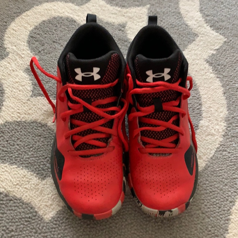EUC Boys Basketball Shoes